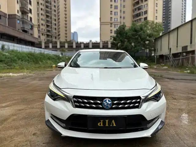 Venucia D60 2018 1.6L CVT Intelligent Elite Edition