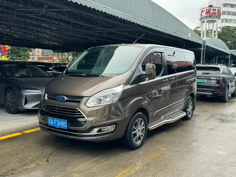 Tourneo 2016 2.0T Manual Elite Edition — миниатюра 1