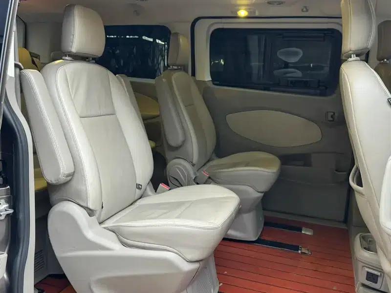Tourneo 2016 2.0T Manual Elite Edition — миниатюра 13