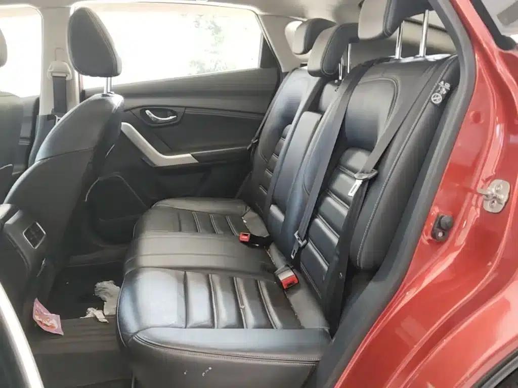 Venucia T90 2017 2.0L CVT Smart Edition — миниатюра 17
