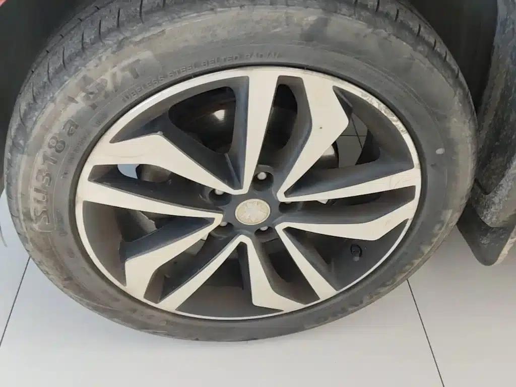 Venucia T90 2017 2.0L CVT Smart Edition — миниатюра 23
