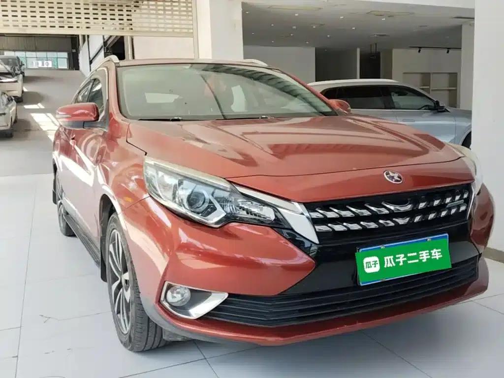 Venucia T90 2017 2.0L CVT Smart Edition — миниатюра 4