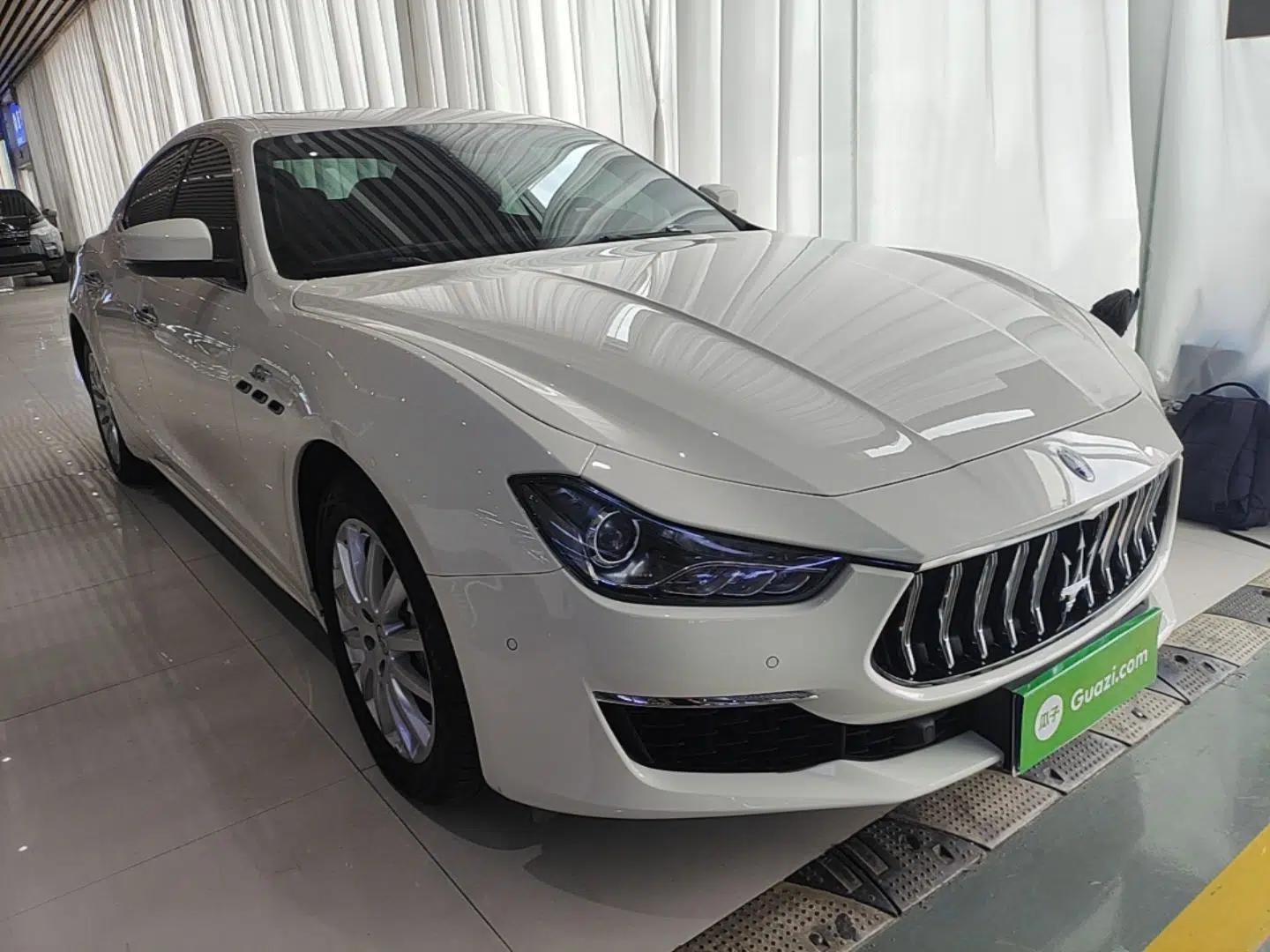 Maserati Ghibli 2022 2.0T GT Sharp Edition — миниатюра 3