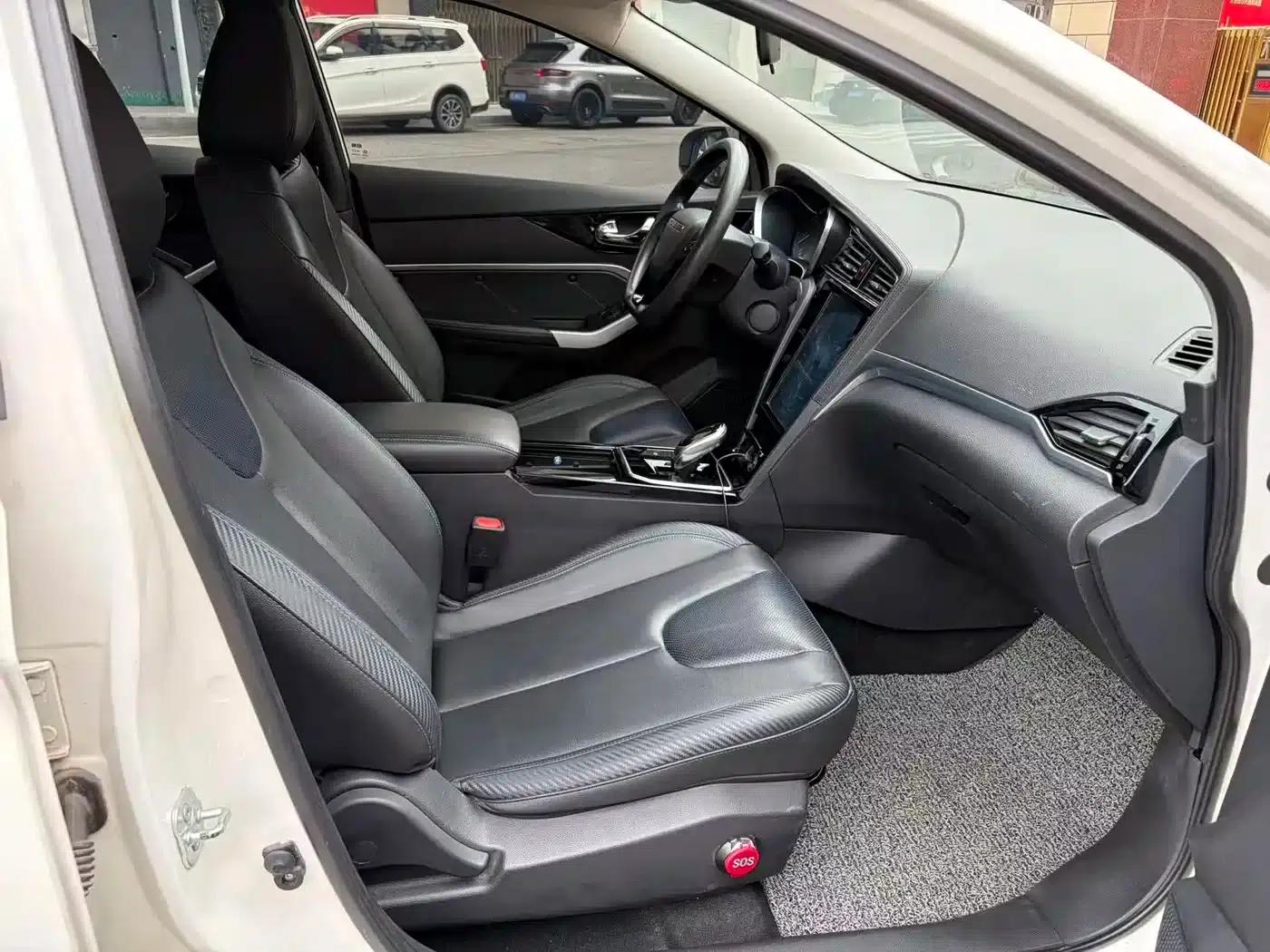 Venucia D60EV 2020 Standard Range Smart Edition — миниатюра 9