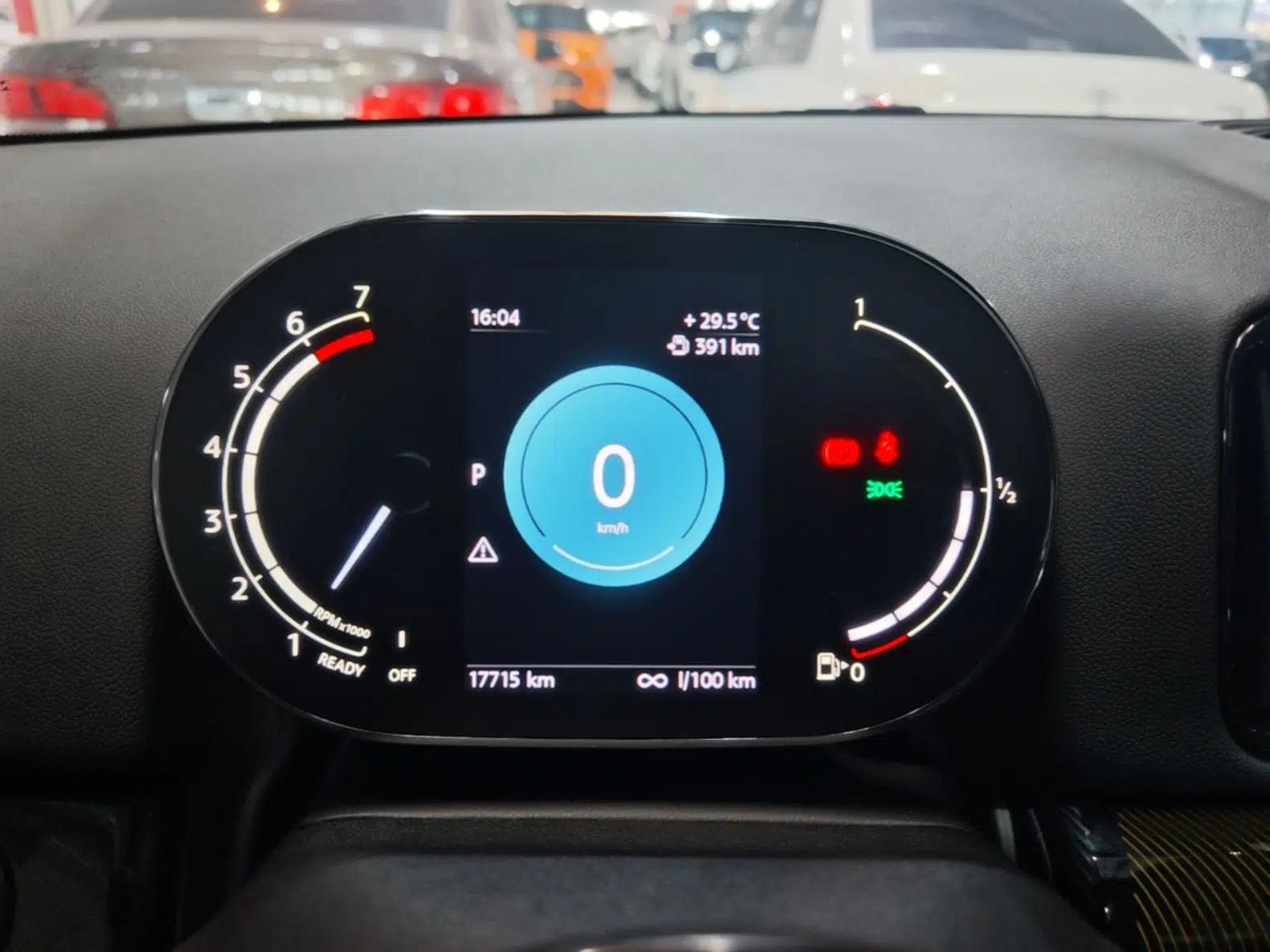 MINI Countryman 2023 Updated 1.5T COOPER ALL4 Connoisseur — миниатюра 19