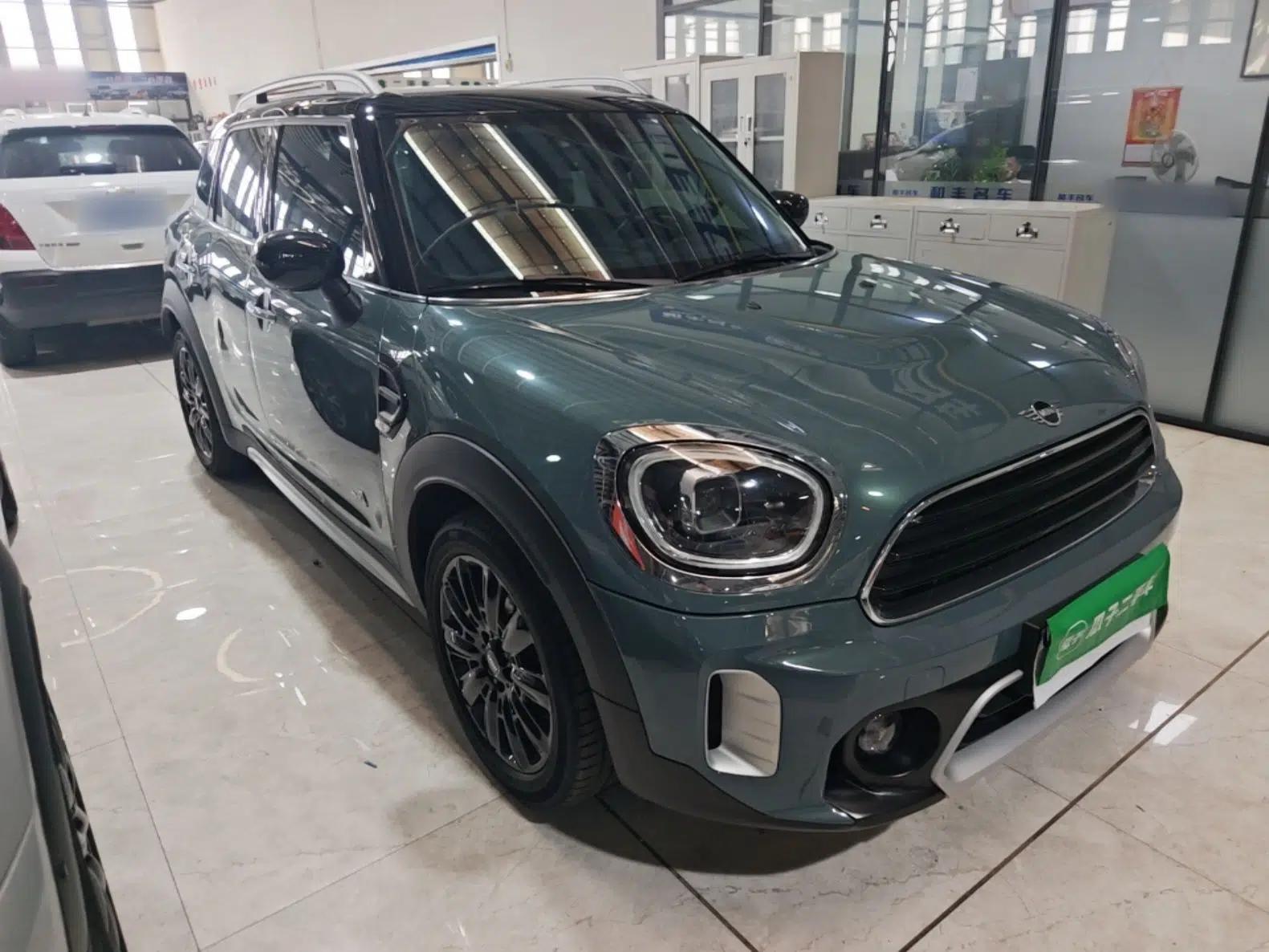 MINI Countryman 2023 Updated 1.5T COOPER ALL4 Connoisseur — миниатюра 3