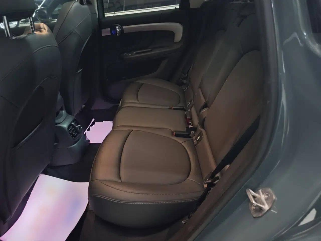 MINI Countryman 2023 Updated 1.5T COOPER ALL4 Connoisseur — миниатюра 25