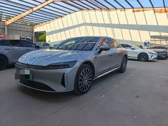 Fengyun A9L 2025 Model 260 Boya Luxury Edition