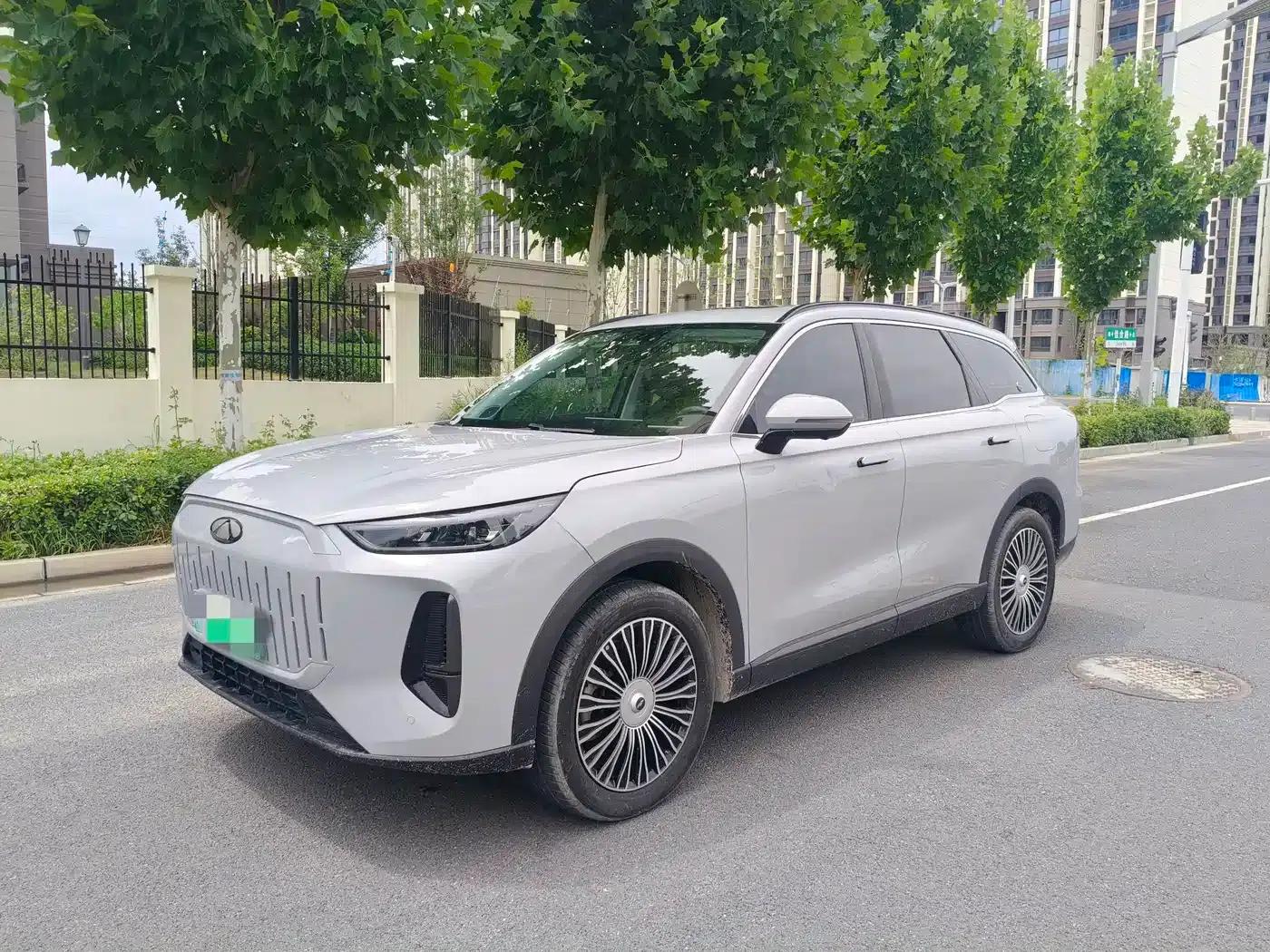 Fengyun T9 2024 Model 120 Long Range Luxury 5-Seater Lithium Iron Phosphate — миниатюра 1