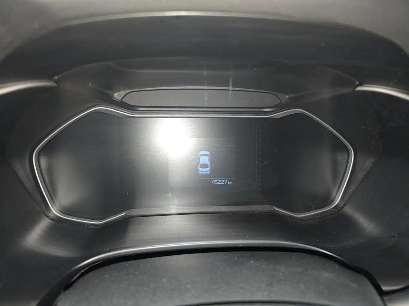 Kia K3 2019 1.5L CVT New Sharp Edition — миниатюра 14
