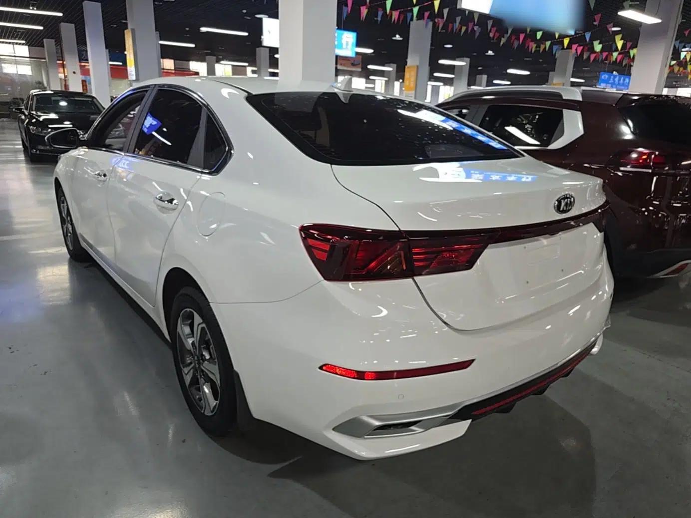 Kia K3 2019 1.5L CVT New Sharp Edition — миниатюра 4