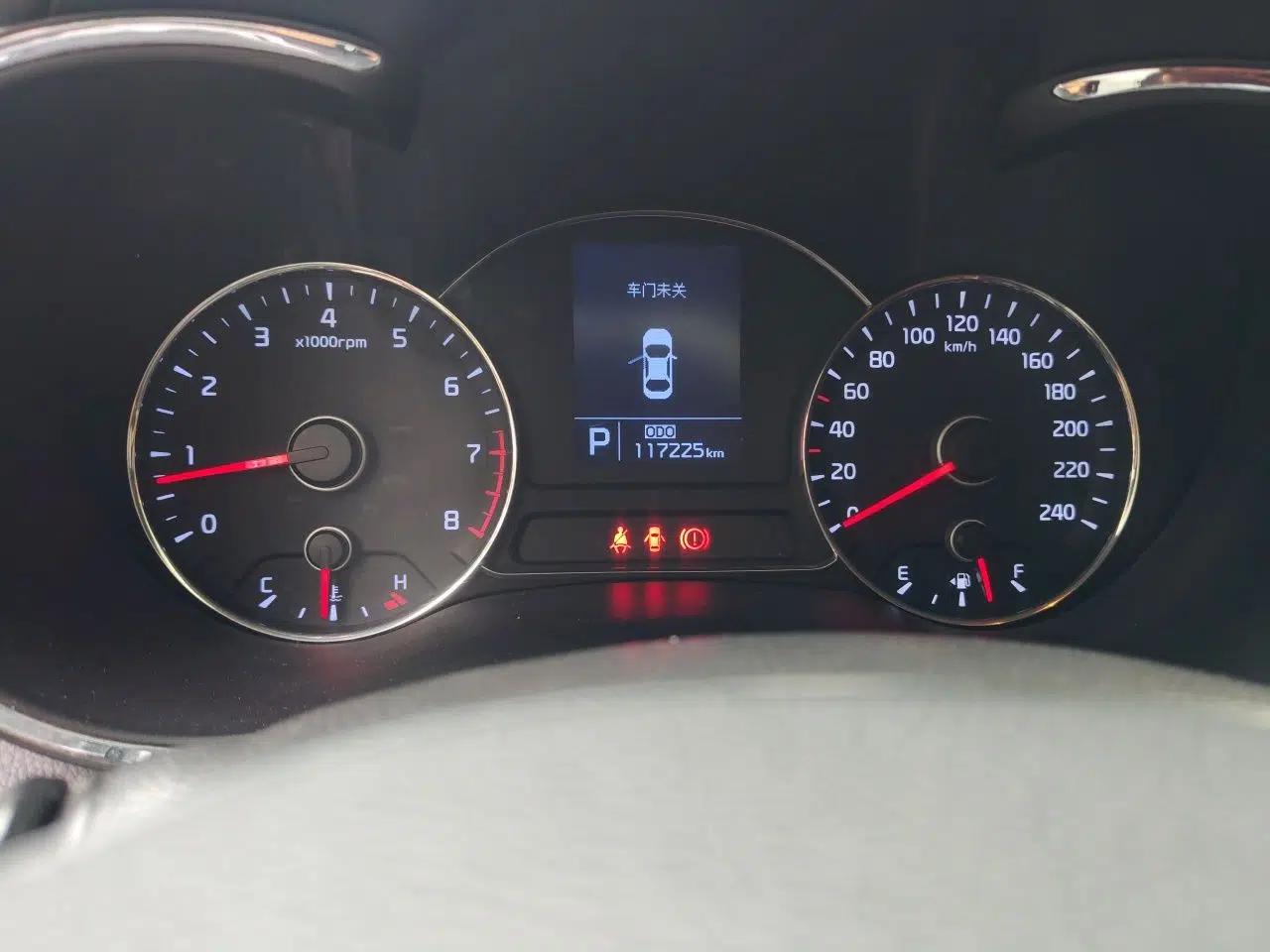 Kia K3 2015 1.6L Automatic GLS — миниатюра 12