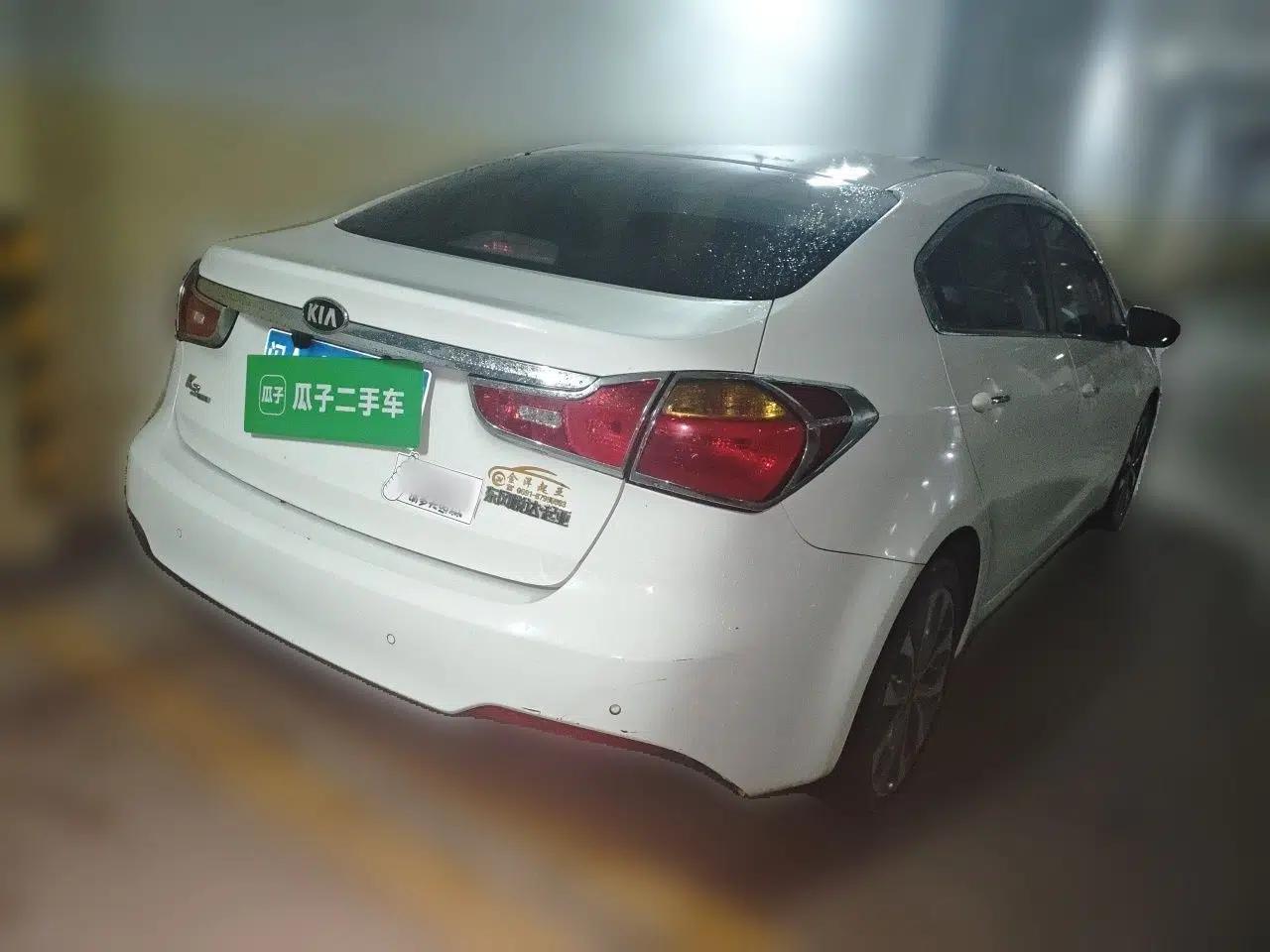 Kia K3 2013 1.6L Automatic GLS — миниатюра 4