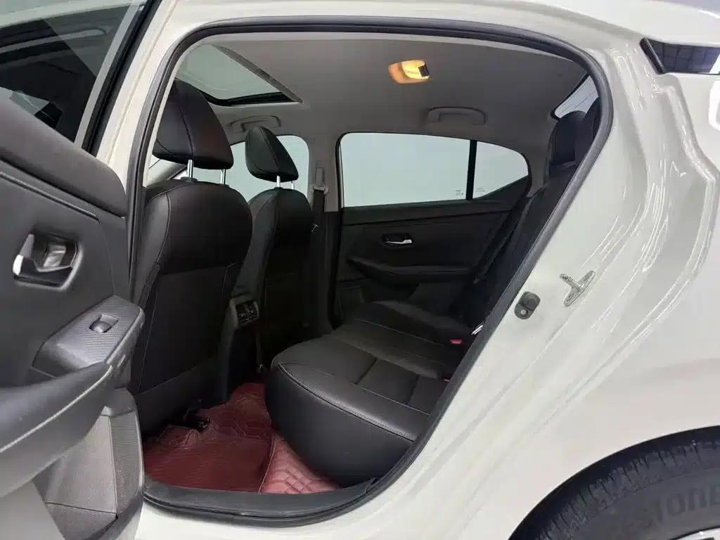 Nissan Sylphy 2021 1.6L XL CVT Smart Edition — миниатюра 17