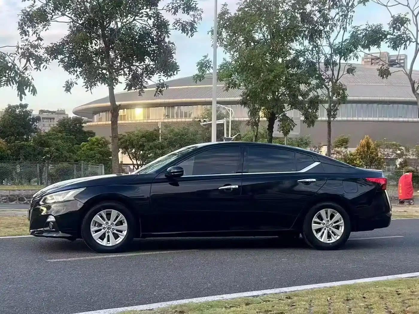 Teana 2021 2.0L XE Exclusive Edition — миниатюра 9