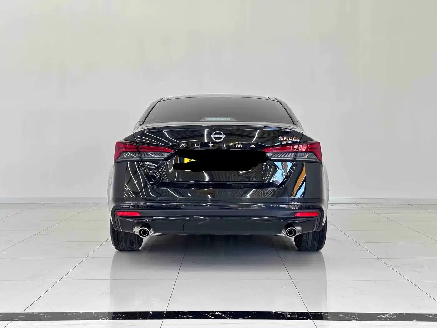 Teana 2024 2.0L SV Black Gold Edition — миниатюра 4