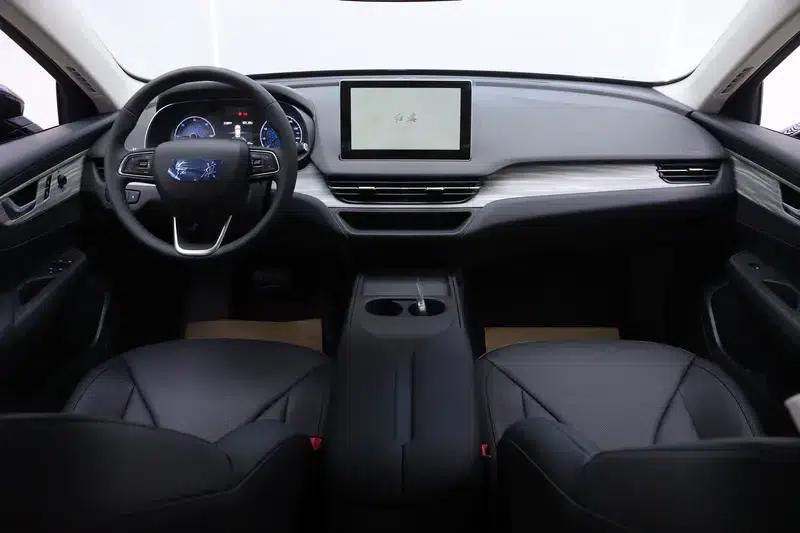 Hongqi E-QM5 2025 500KM Travel Edition — миниатюра 15