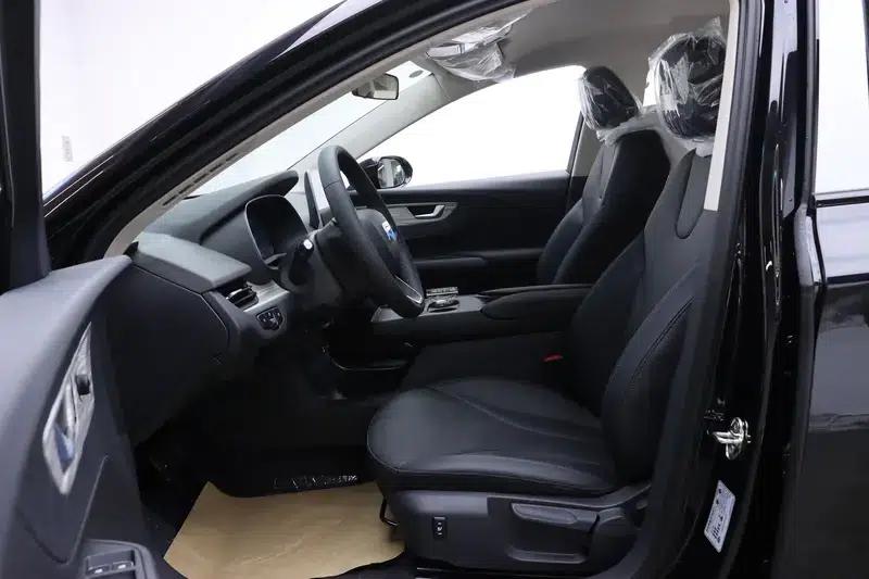 Hongqi E-QM5 2025 500KM Travel Edition — миниатюра 26