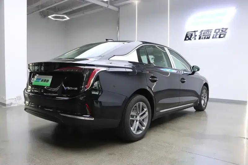 Hongqi E-QM5 2025 500KM Travel Edition — миниатюра 7