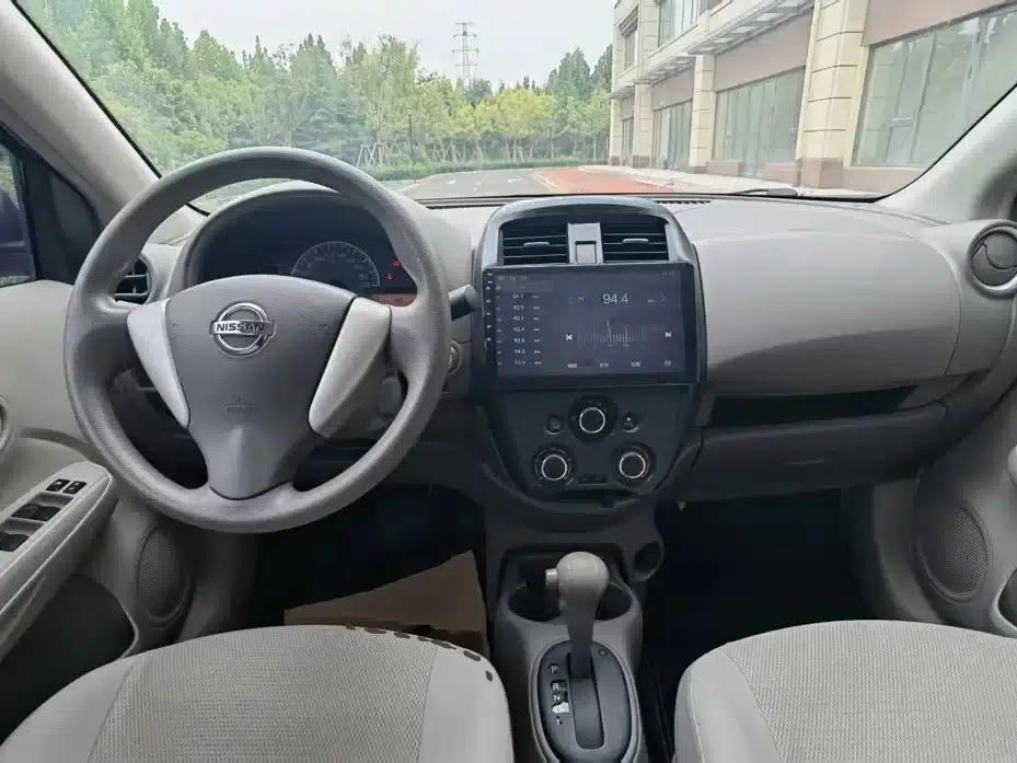 Nissan Sunny 2015 1.5XE CVT Master Edition — миниатюра 10