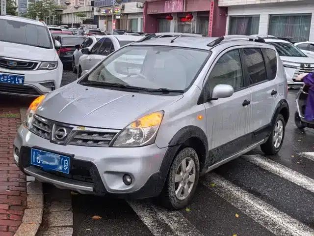 Nissan Livina 2010 Sporty Edition 1.6L Automatic Standard