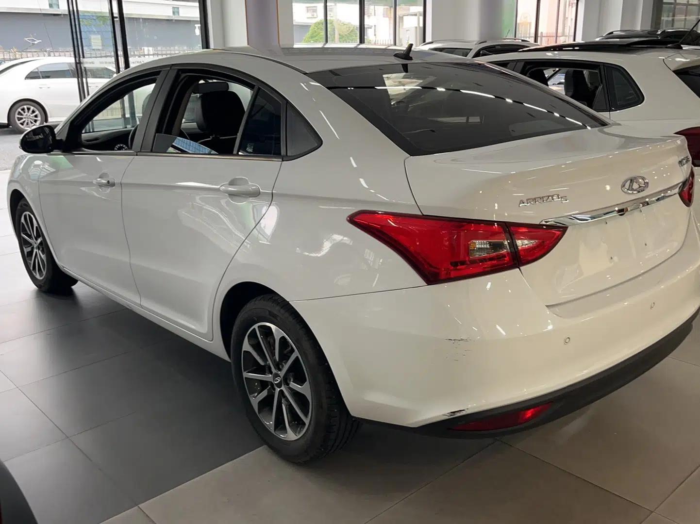 Chery Arrizo 5 2021 PRO 1.5L CVT Youth Edition — миниатюра 4