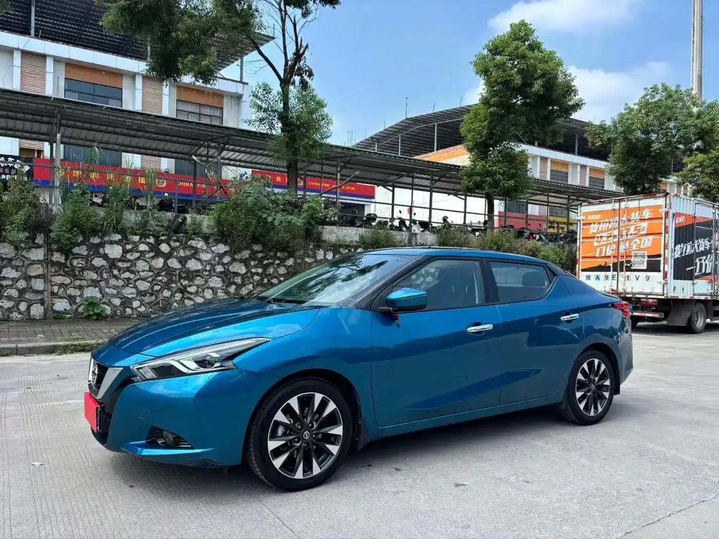 Nissan Bluebird 2019 1.6L CVT Smart Connect Smart Cool Edition (National VI Emission Standard) — миниатюра 3