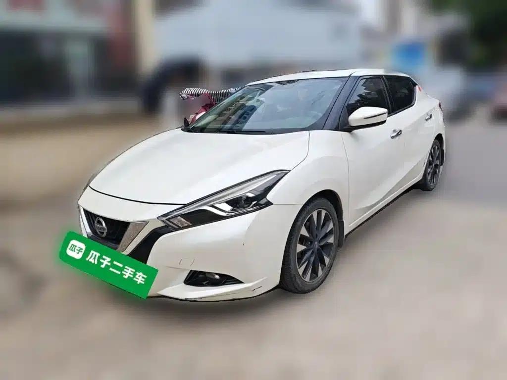Nissan Bluebird 2016 1.6L CVT Smart Edition — миниатюра 1