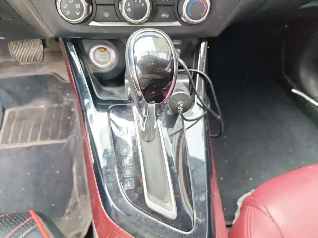 Nissan Bluebird 2016 1.6L CVT Smart Edition — миниатюра 11