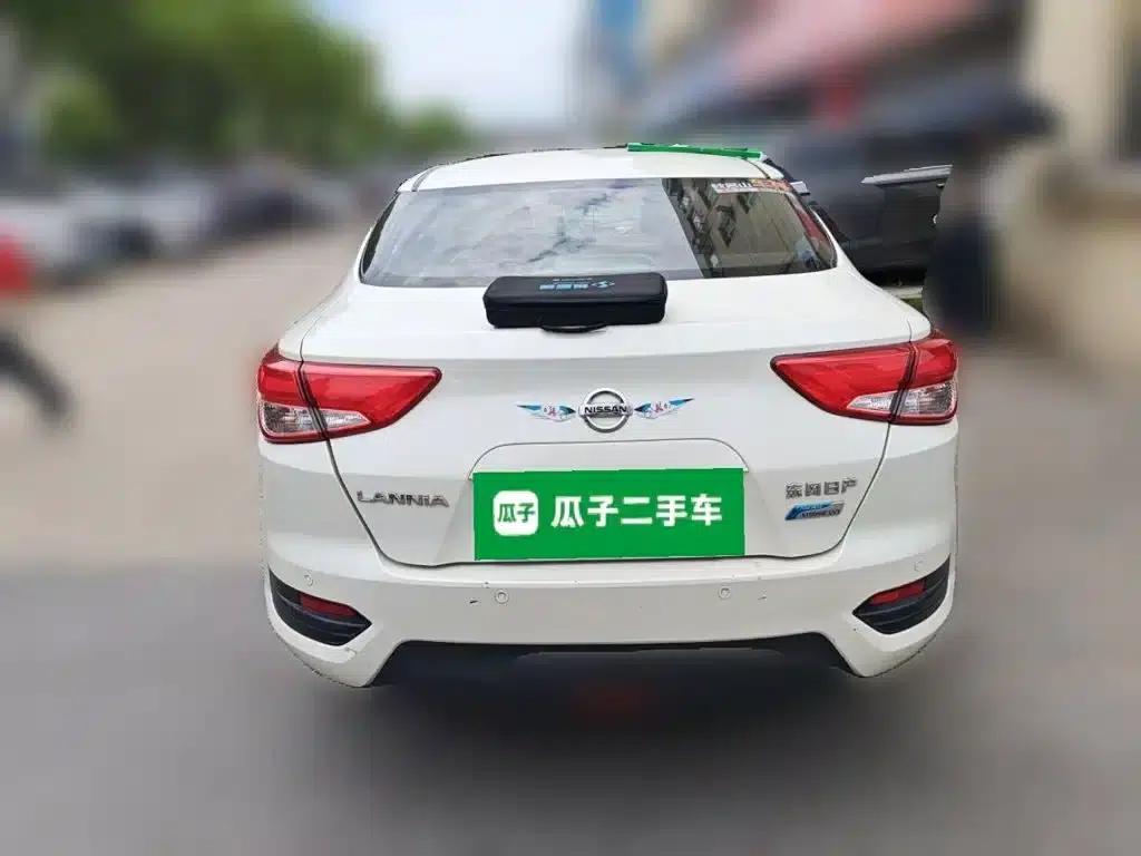 Nissan Bluebird 2016 1.6L CVT Smart Edition — миниатюра 4