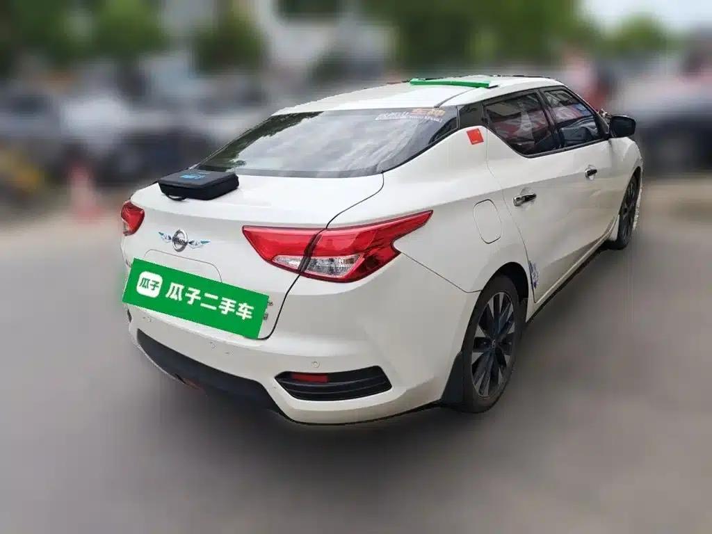 Nissan Bluebird 2016 1.6L CVT Smart Edition — миниатюра 5