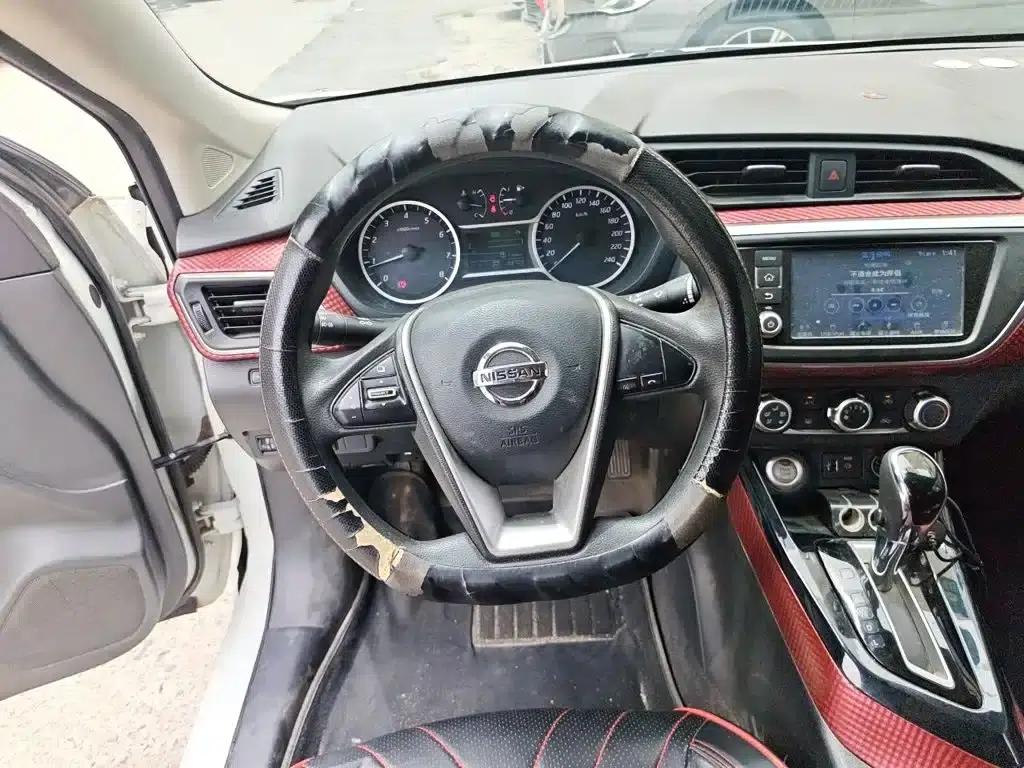 Nissan Bluebird 2016 1.6L CVT Smart Edition — миниатюра 7