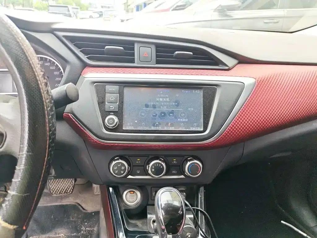 Nissan Bluebird 2016 1.6L CVT Smart Edition — миниатюра 10