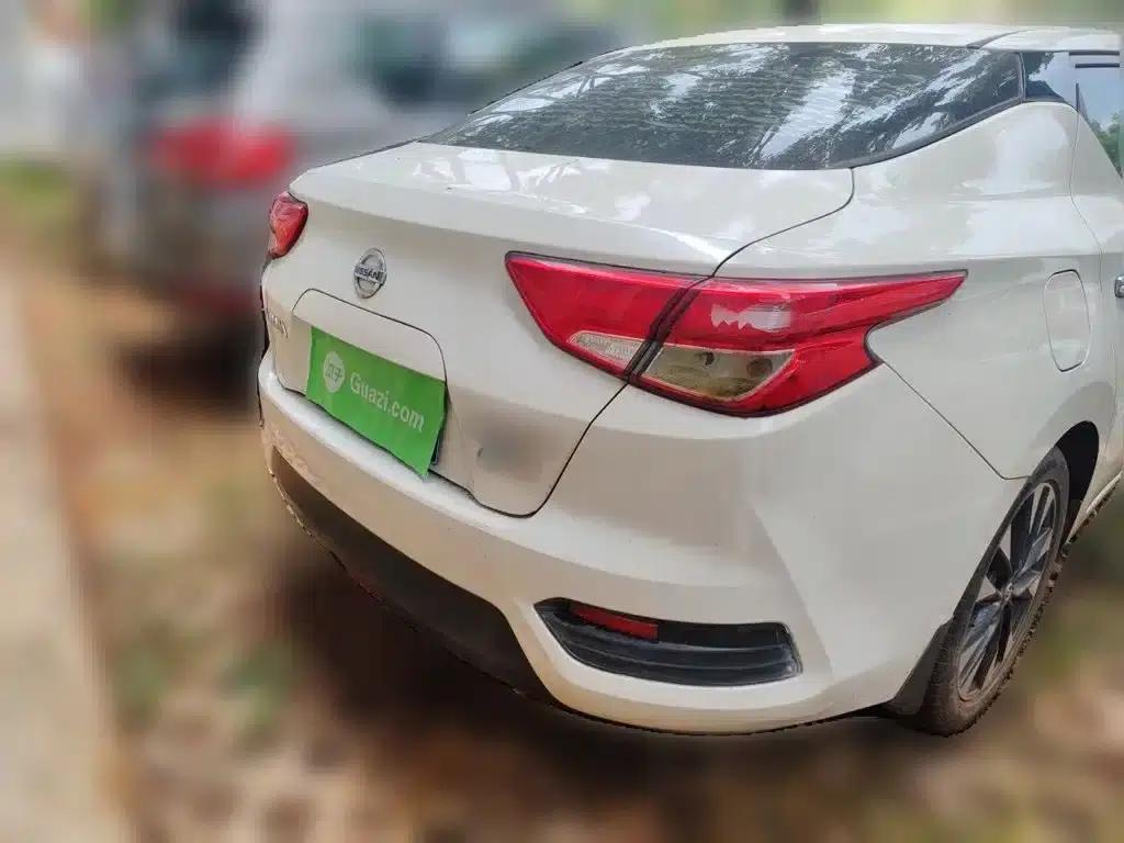 Nissan Bluebird 2016 1.6L CVT Smart Edition — миниатюра 4