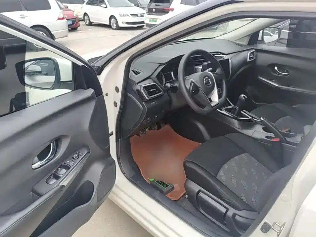 Nissan Bluebird 2019 1.6L Manual Fashion Edition (China VI Emission Standard) — миниатюра 16