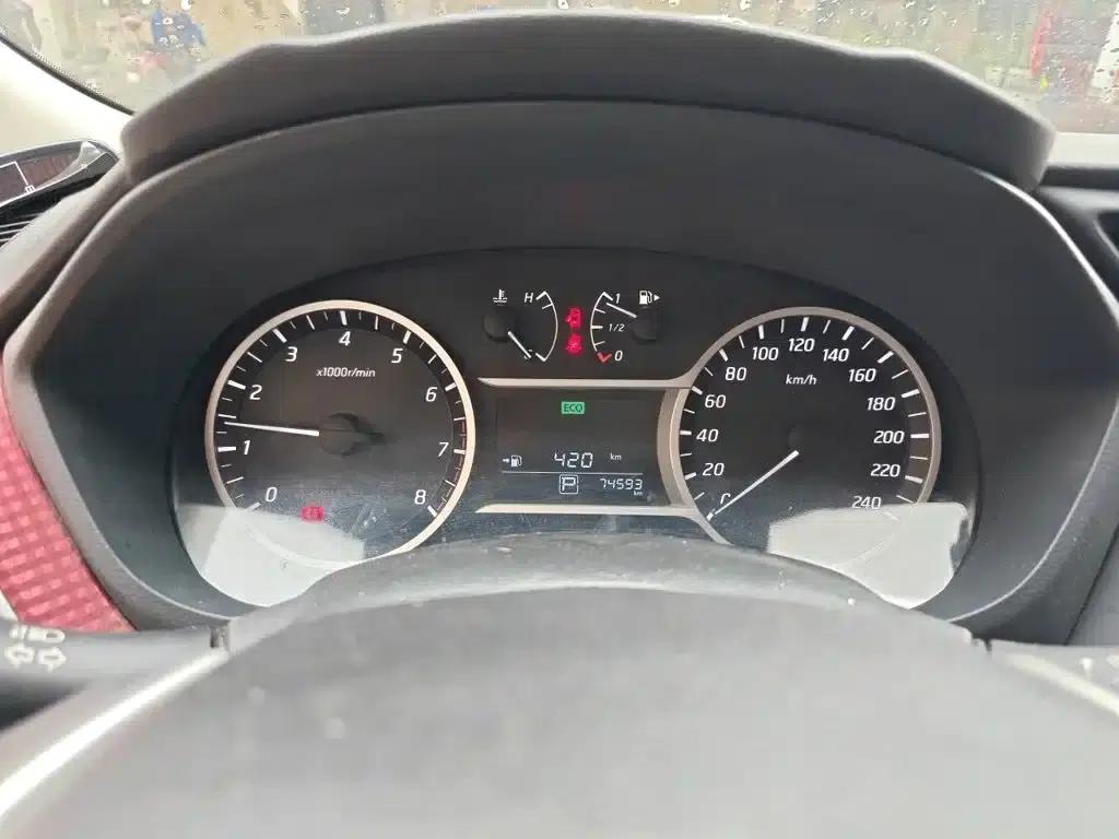 Nissan Bluebird 2016 1.6L CVT Smart Edition — миниатюра 8