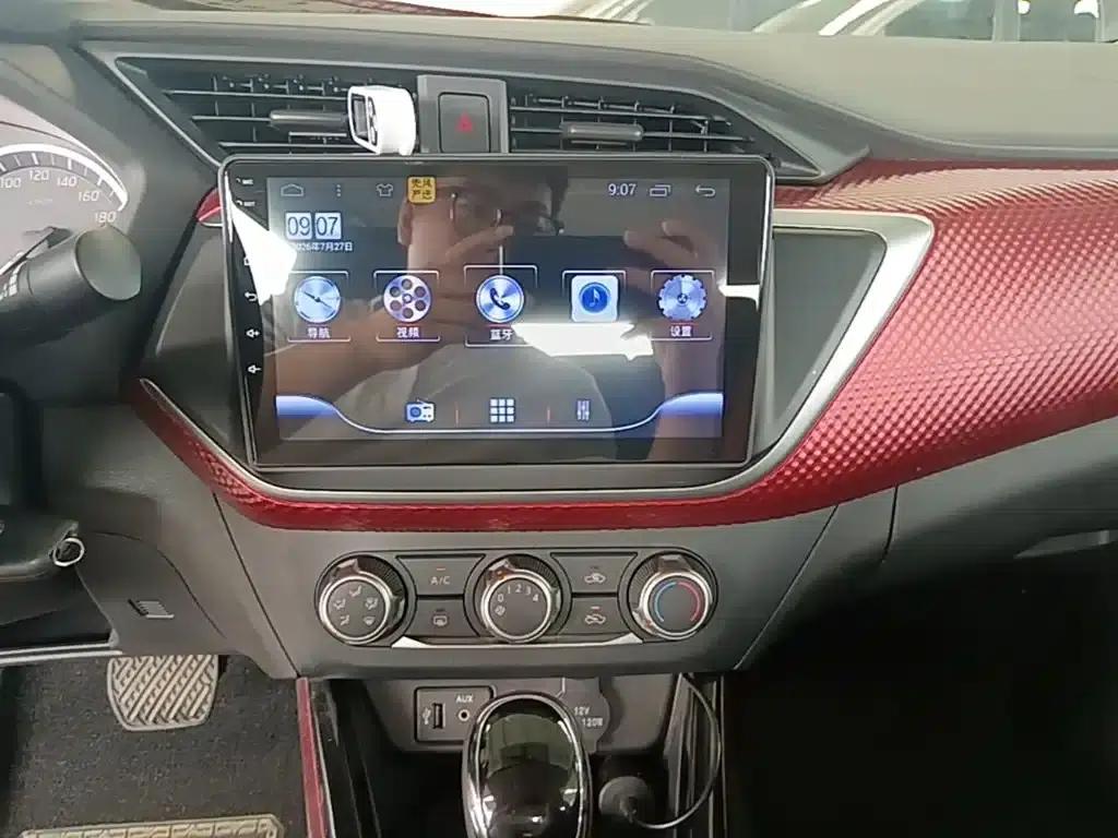 Nissan Bluebird 2020 1.6L CVT Cool Edition — миниатюра 13