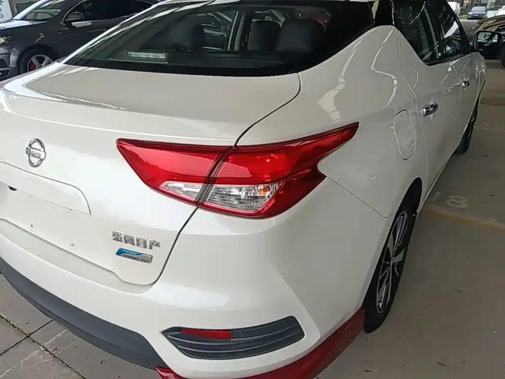 Nissan Bluebird 2020 1.6L CVT Cool Edition — миниатюра 8
