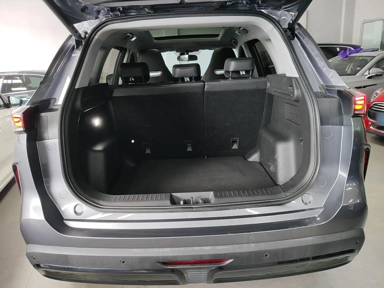 Chery Tiggo 7 PLUS 2025 1.6 TGDI DCT Prestige Version — миниатюра 22