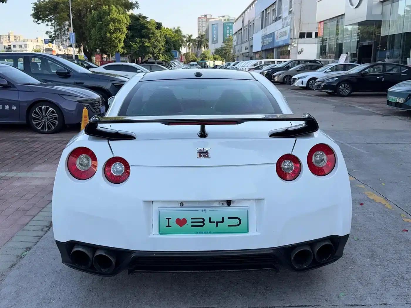 2012 Nissan GT-R 3.8T Premium Edition — миниатюра 10