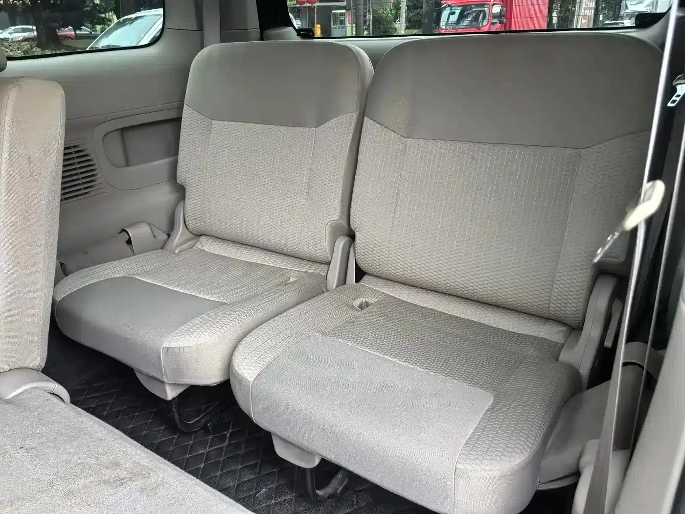 Nissan NV200 2016 Facelift 1.6L CVT Luxury Model — миниатюра 12