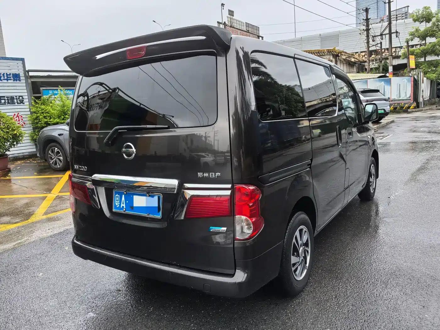 Nissan NV200 2016 Facelift 1.6L CVT Luxury Model — миниатюра 7