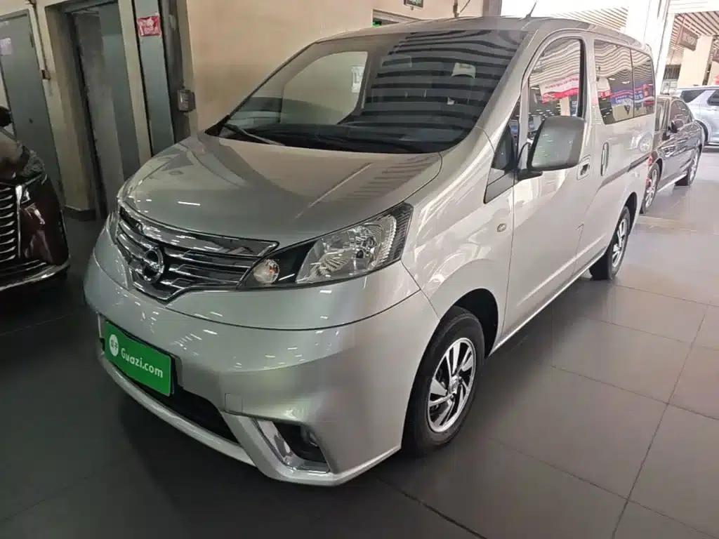 Nissan NV200 2018 1.6L CVT Luxury — миниатюра 1