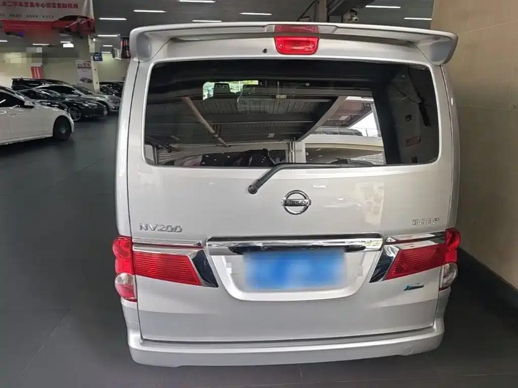Nissan NV200 2018 1.6L CVT Luxury — миниатюра 6