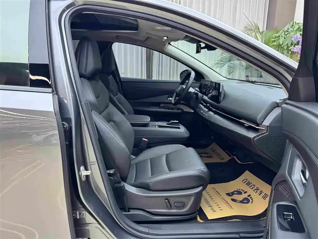 ARIYA 2022 Two-Wheel Drive Long Range Top-of-the-Line Edition — миниатюра 11