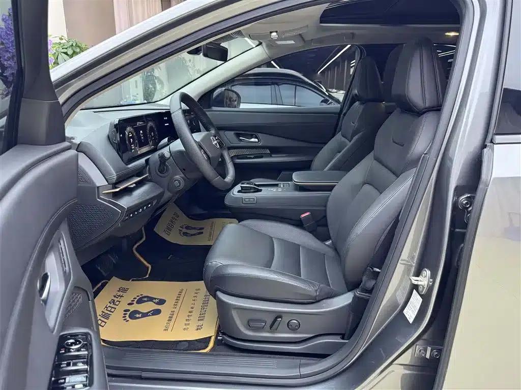ARIYA 2022 Two-Wheel Drive Long Range Top-of-the-Line Edition — миниатюра 9
