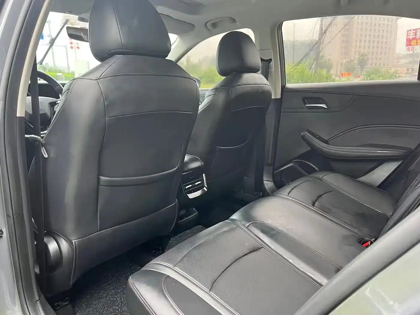 Roewe i5 2023 1.5L CVT Premium Edition — миниатюра 5
