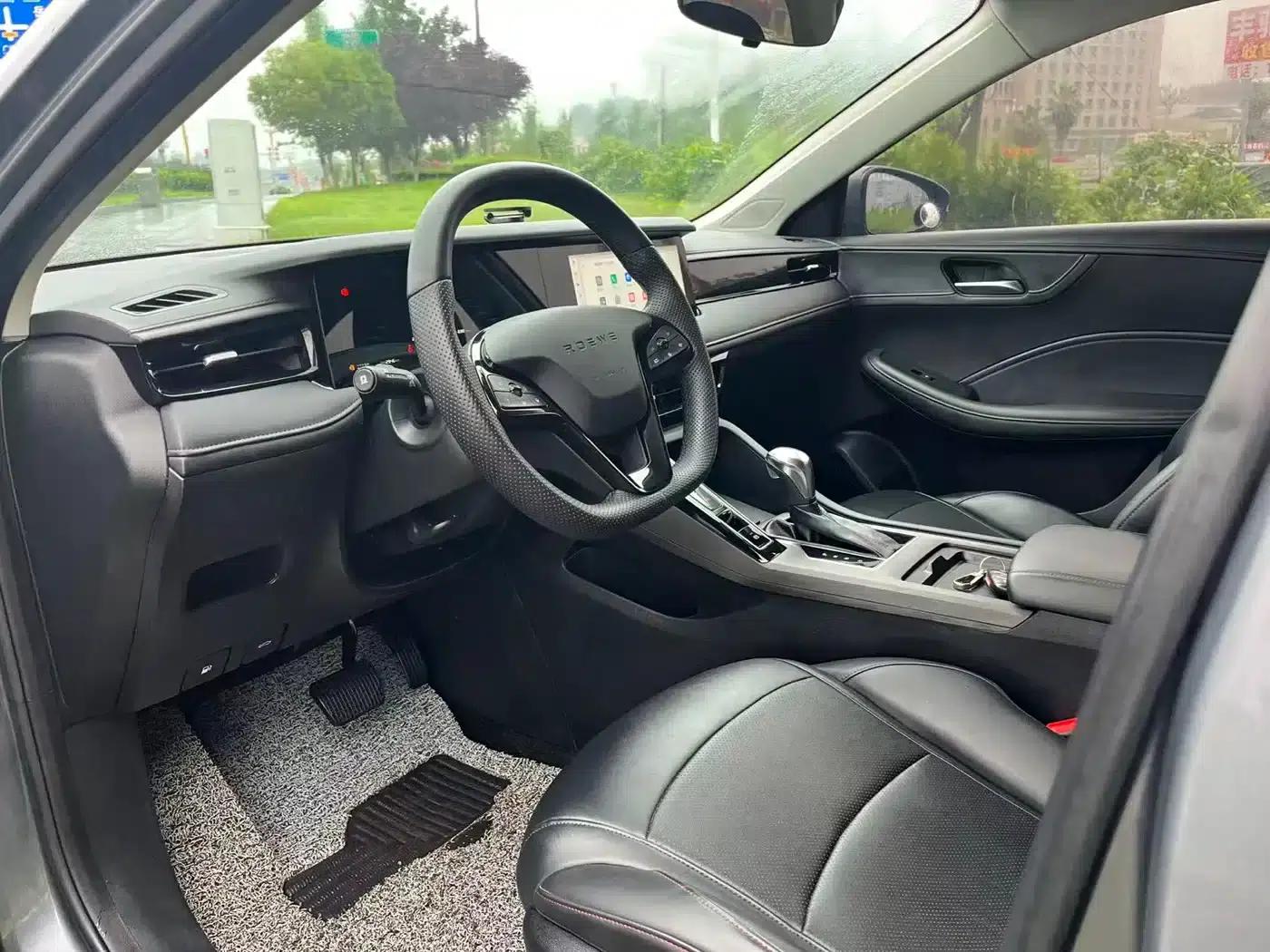 Roewe i5 2023 1.5L CVT Premium Edition — миниатюра 6