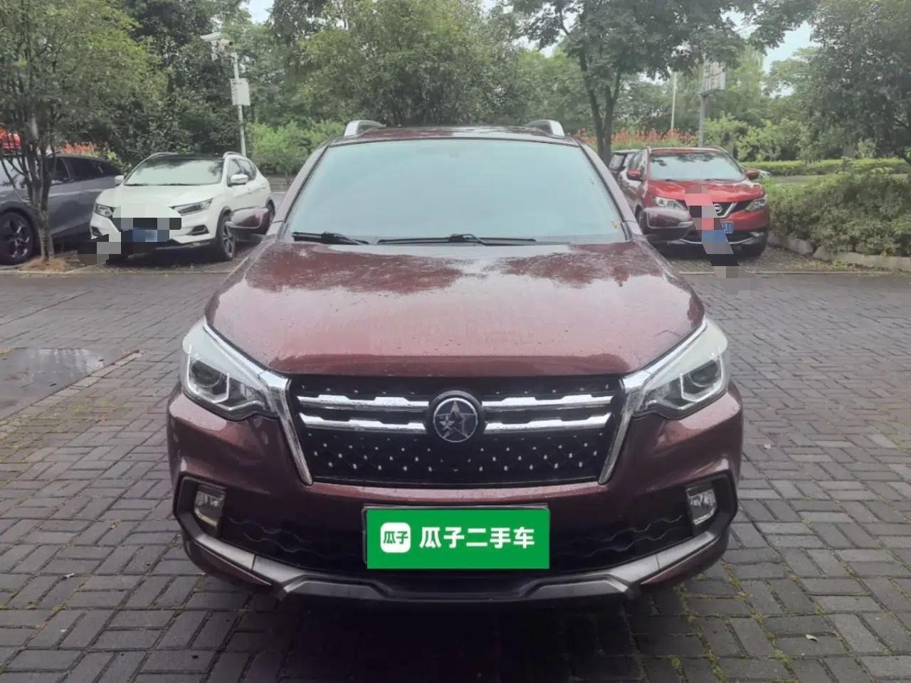 Venucia T70 2018 2.0L CVT Smart Enjoyment Version — миниатюра 2