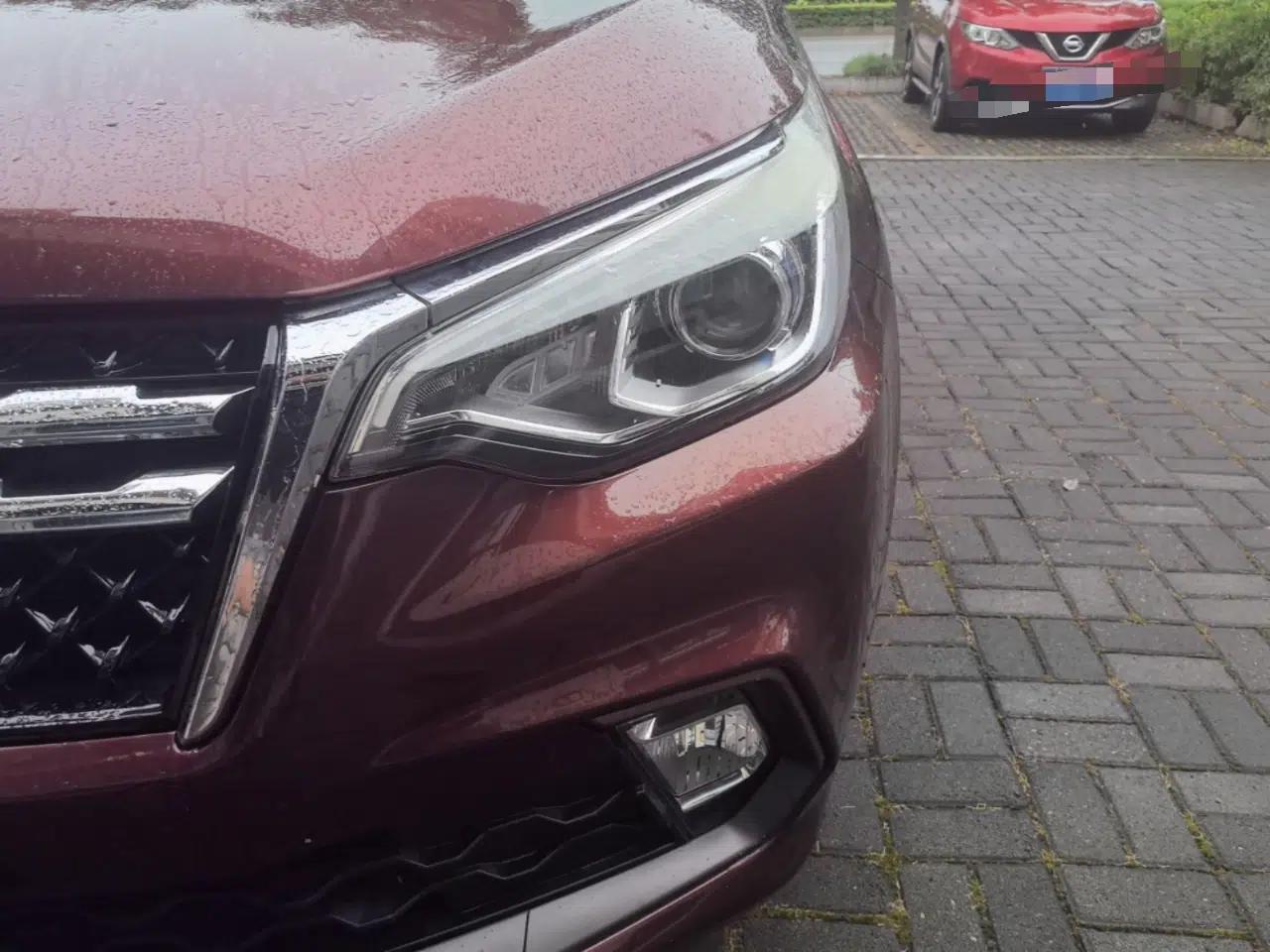 Venucia T70 2018 2.0L CVT Smart Enjoyment Version — миниатюра 8